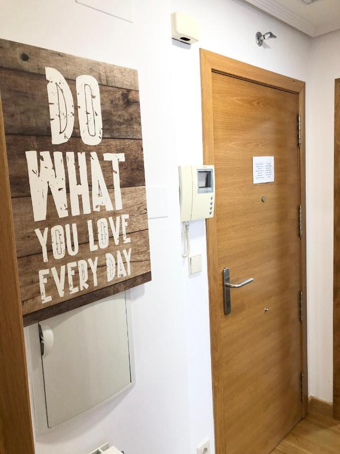 Apartamento 2 Centrico Garaje Wi-Fi Para Trabajar Apartment กาสโตร-อูร์เดียเลส ภายนอก รูปภาพ